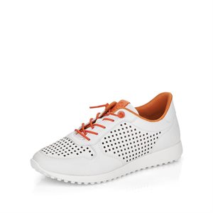 White laced Shoe D3103-80